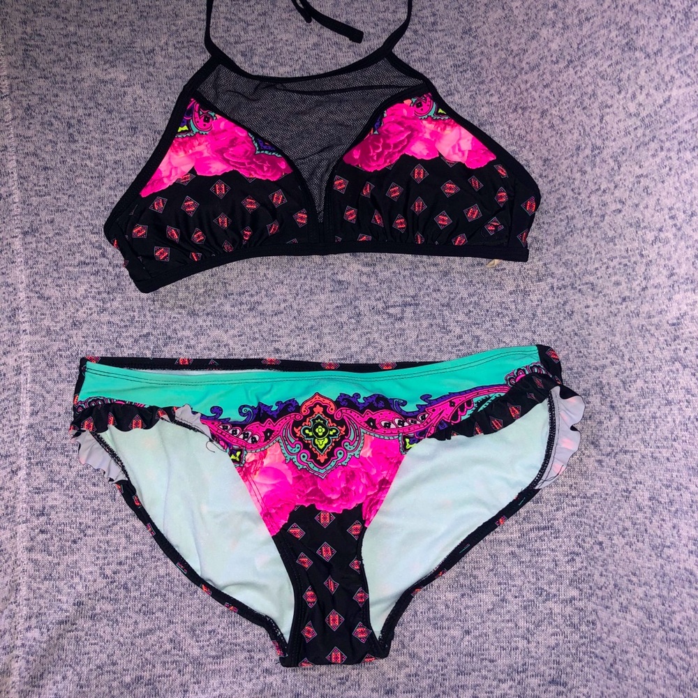Halter-top Bikini Set
